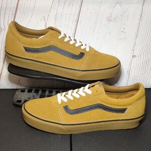 (NWT) Vans Ward 'Golden Brown' Men's Size 10